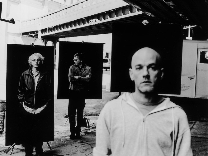 R.E.M. z okresu 'Reveal' (2001)