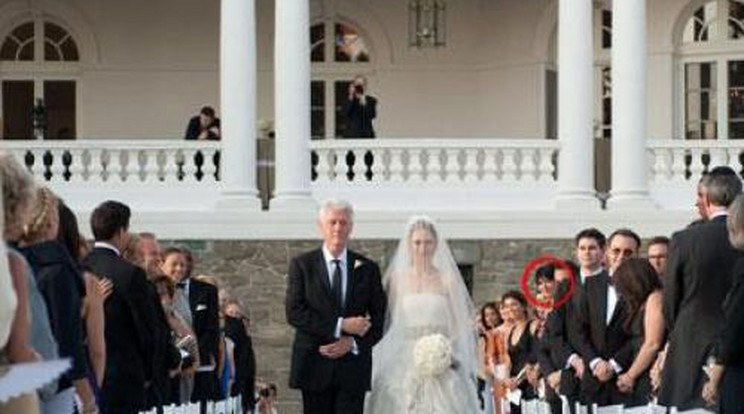 Kerítőt hívott Clinton lánya esküvőjére
