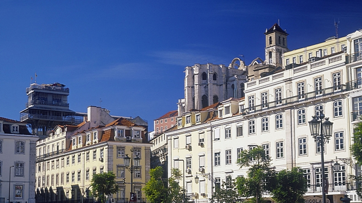 Portugalia, która znajduje się w strefie wysokiego zagrożenia sejsmicznego, jest nieprzygotowana na nadejście trzęsienia ziemi oraz fali tsunami. Kataklizmu w Lizbonie nie przetrwa co drugi budynek - alarmują eksperci budowlani.