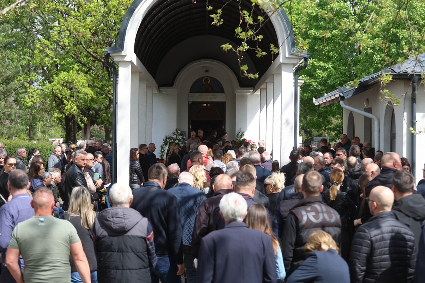 Sahrana Saše Katančića Novo Groblje