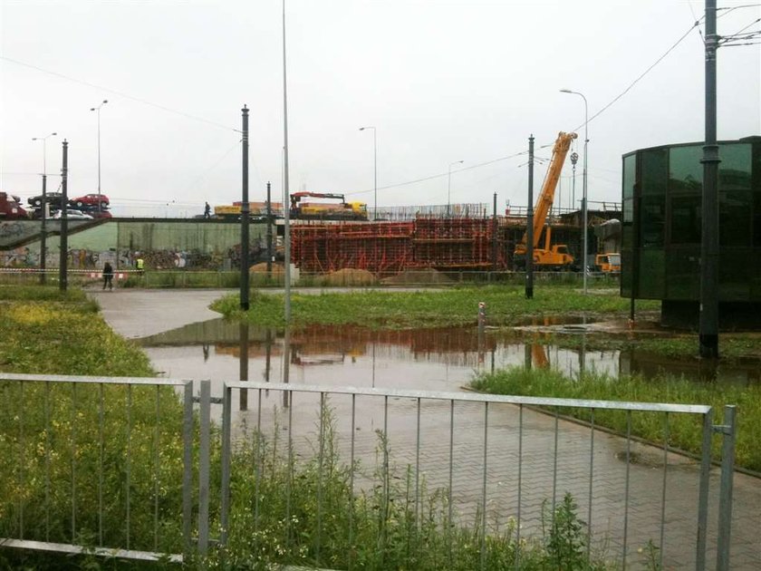 Skandal na Służewcu. Zalewa pętlę