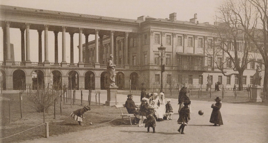 Pałac od strony Ogrodu Saskiego ok. 1895 r.