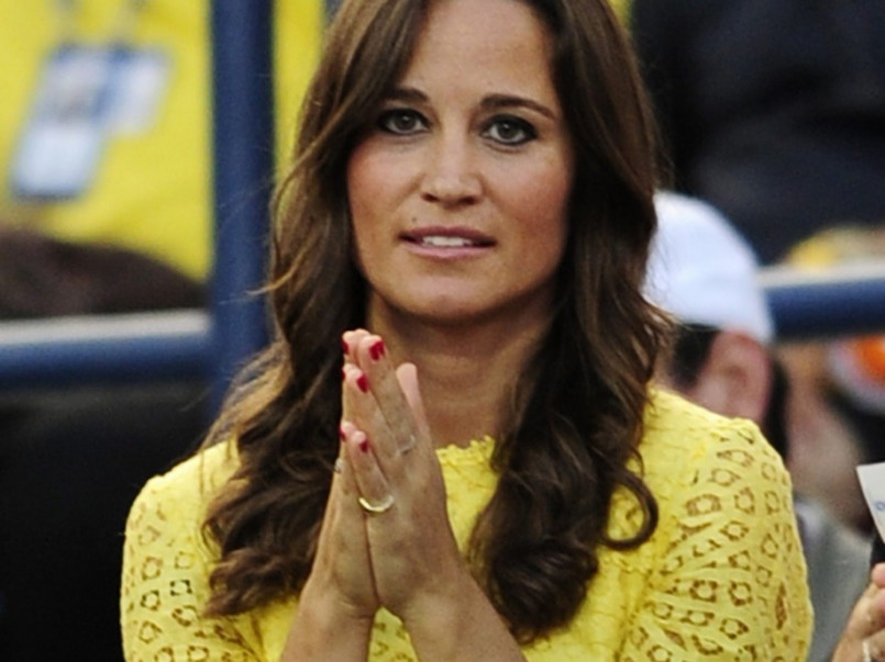 Siostra księżnej Catherine oglądała mecze tenisa w Nowym Jorku w żółtej koronkowej sukience