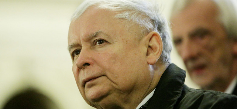 Więźniowie pozwali Kaczyńskiego za słowa o "najgorszym sorcie Polaków". Jest decyzja sądu