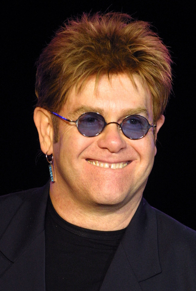 Elton John w 2003 roku