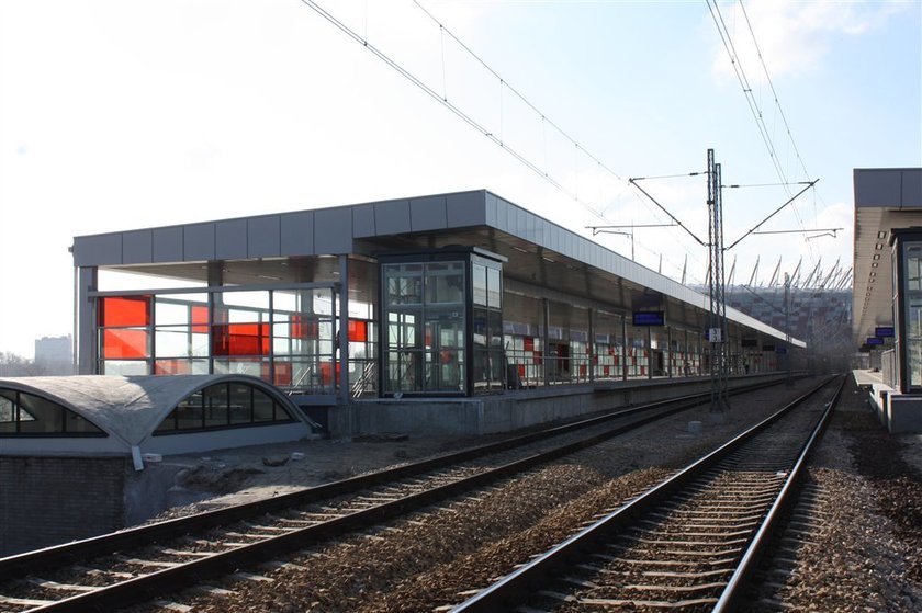 Stacje Stadion i Lotnisko gotowe