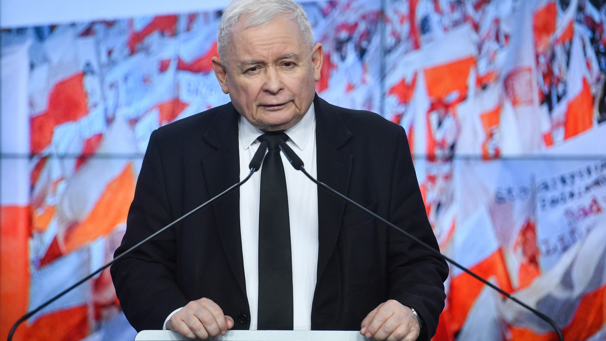 Polityczna emerytura Jarosława Kaczyńskiego "dobra dla Polski"? Jest sondaż