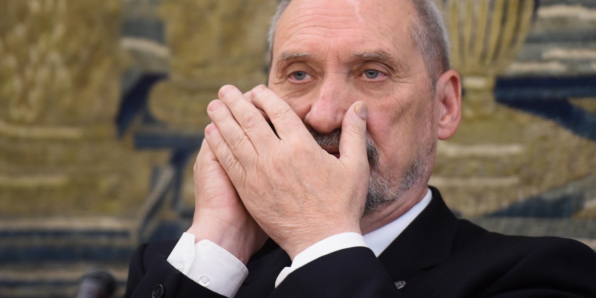 Macierewicz ma wizję. Wie, kto stoi za Tuskiem i PO!