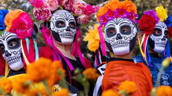 Día de Muertos w Meksyku. Dzień Zmarłych, który jest świętem życia