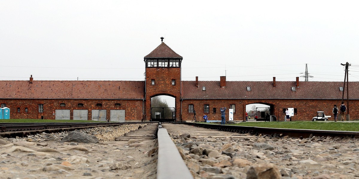 Belgowie kradli w Auschwitz, teraz zapłacą odszkodowanie?