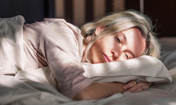 Zaniedbywanie snu powoduje nie tylko pogorszenie samopoczucia. Psychiatra: to czynnik ryzyka