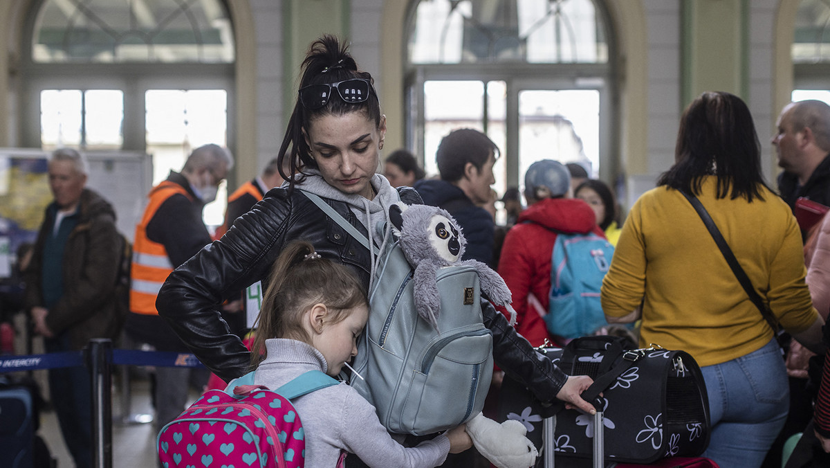 Ukraińscy uchodźcy w Polsce. Widać wyraźny spadek nastrojów