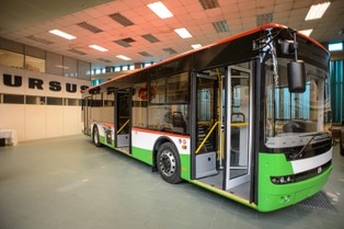Ursus pokazał swój pierwszy elektryczny autobus. Zobacz zdjęcia