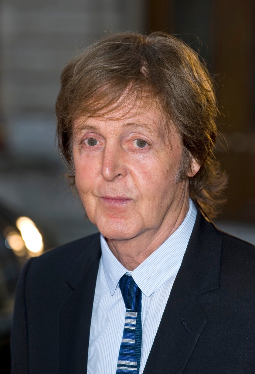 Sir Paul McCartney w krawacie