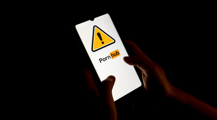 A gyermekek szexuális zaklatását bemutató anyagok illegálisak. Ezért a Pornhub évente több millió kép és videó eltávolítására tesz lépéseket. A felnőtt tartalmakkal foglalkozó oldal egy 34 ezer tiltott kifejezést tartalmazó listát használ a pedofil tartalom nyomon követésére és blokkolására. / Fotó: Getty Images
