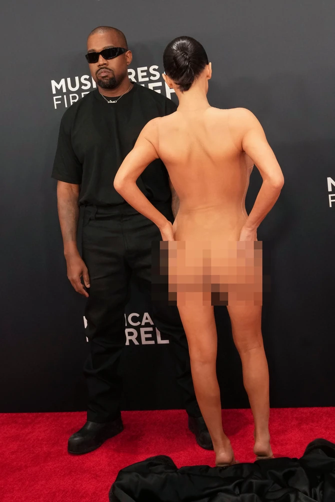 Kanje Vest i Bjanka Sensori na dodeli Gremi nagrada