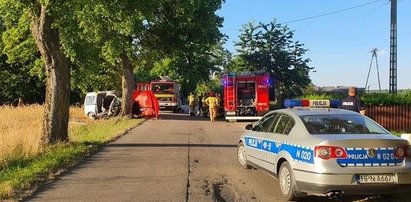 Makabryczny wypadek w pobliżu Słupska. Autem jechali ojciec z córką