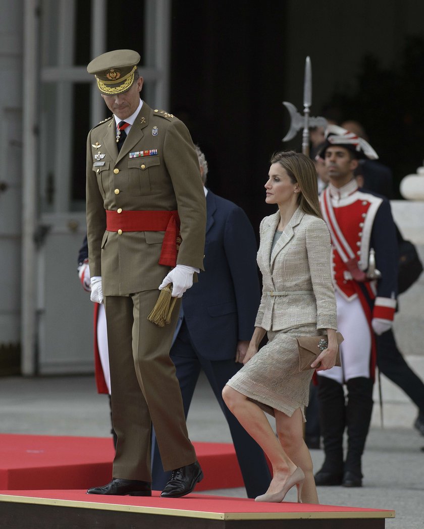 Królowa Letizia na uroczystości wojskowej w Madrycie