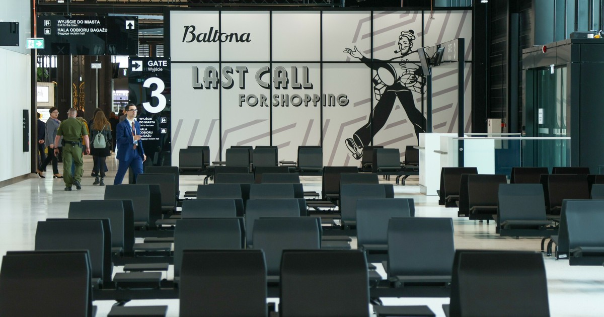 Lotnisko w Radomiu jedzie ciągle na stracie. Wiceminister zdradził kwotę