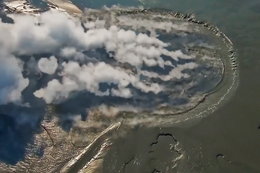Ten wulkan od kilkunastu lat wyrzuca gorące błoto