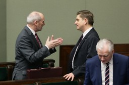 PO zapowiada akt oskarżenia przeciwko wiceszefowi MON