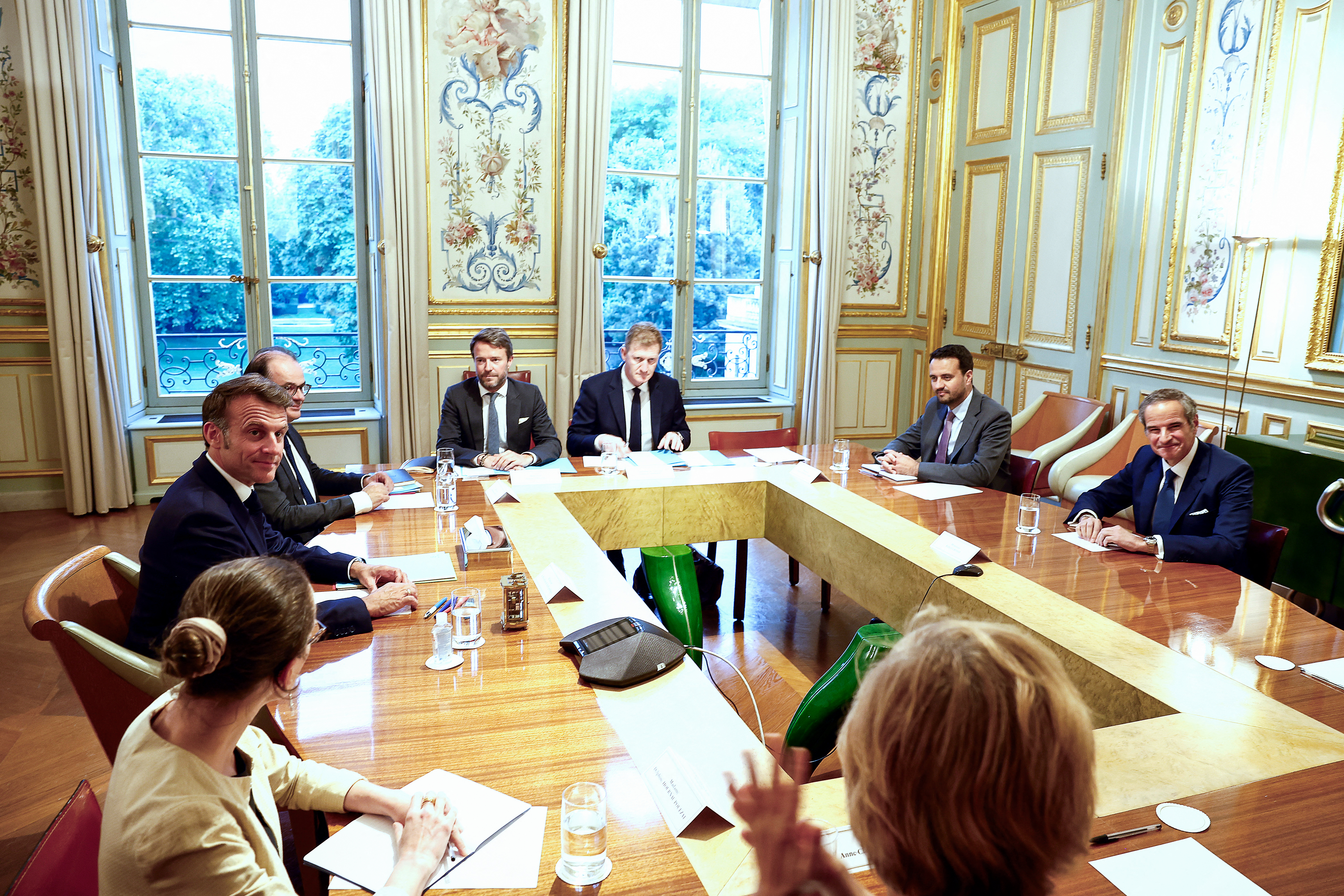 Irán anuncia visita del OIEA en 2-3 semanas pese a suspensión