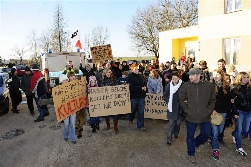 Nie zabierajcie naszej szkoły!