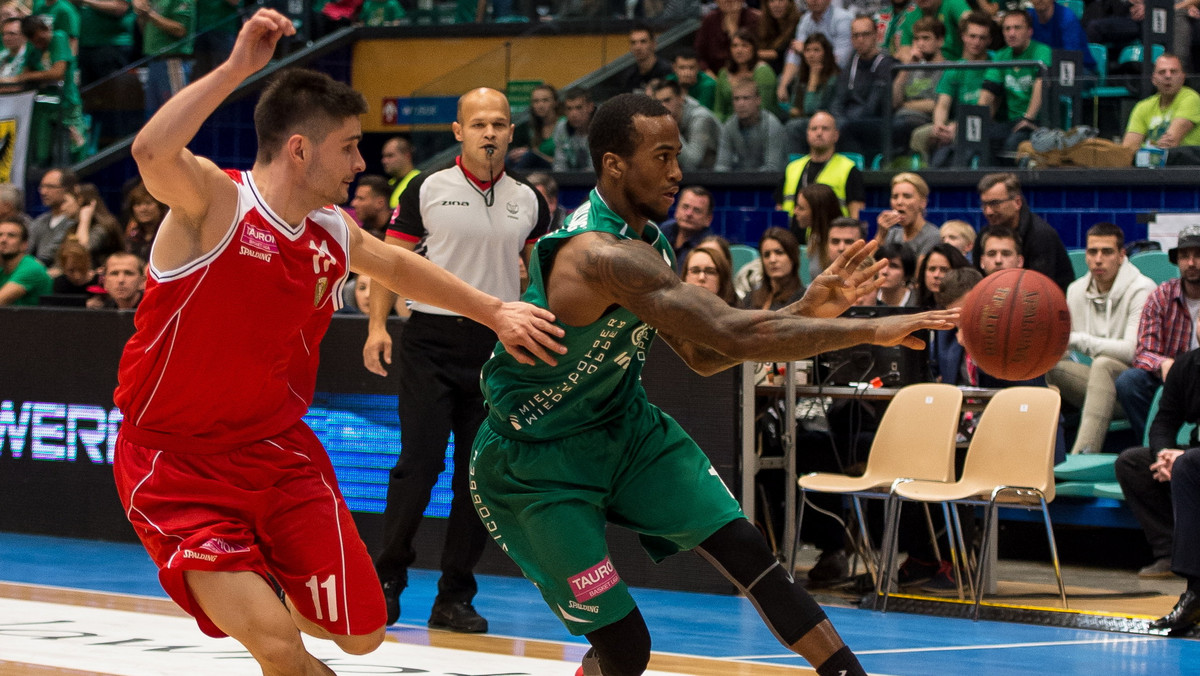 Śląsk Wrocław przegrał ze Stelmetem BC Zielona Góra 67:76 (18:24, 17:19, 19:13, 13:20) w spotkaniu drugiej kolejki Tauron Basket Ligi. Poza trzecią kwartą gospodarze byli wyraźnie gorsi od mistrzów Polski.