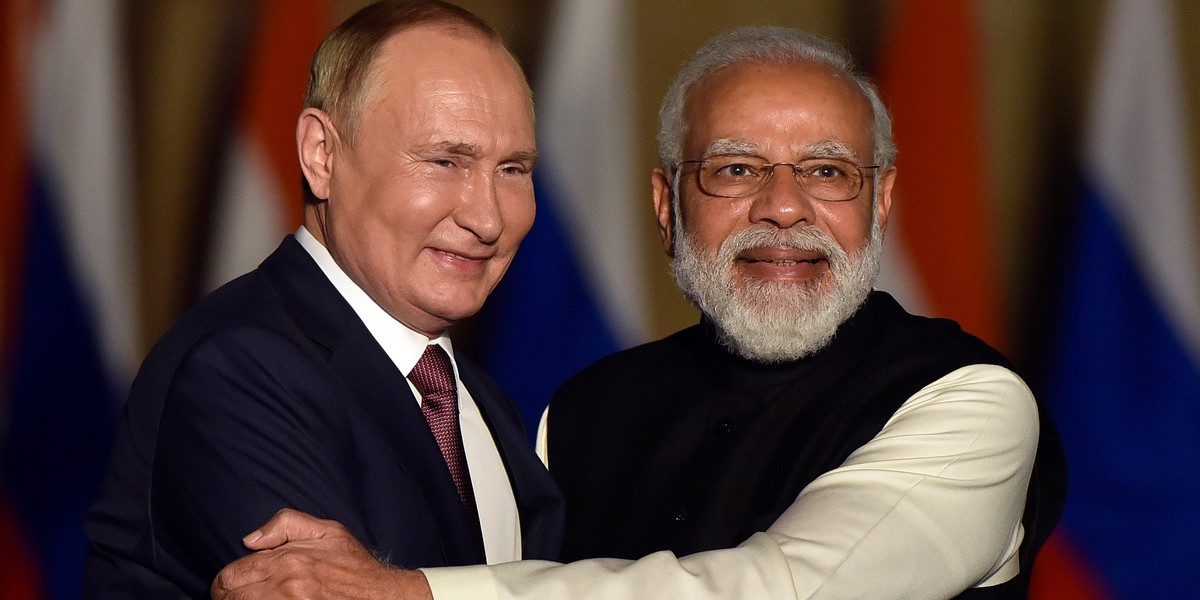 Premier Modi wprowadza w Indiach internetową cenzurę, podobnie jak to robi Putin w Rosji.