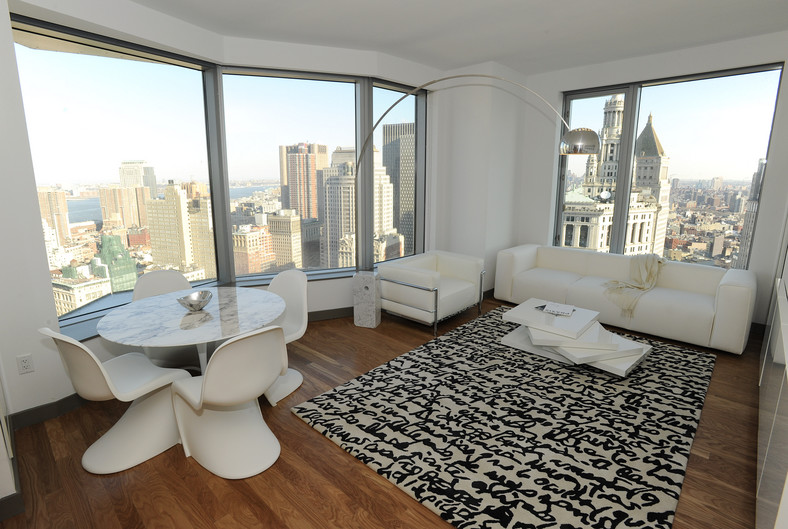 Apartament projektu Franka Gehry'ego na Spruce Street 8 w Nowym Jorku. Najwyższy budynek mieszkaniowy w Nowym Jorku ma 76 pięter