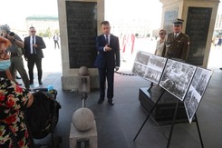 Nie będzie defilady z powodu koronawirusa. Błaszczak: Zorganizujemy festyny