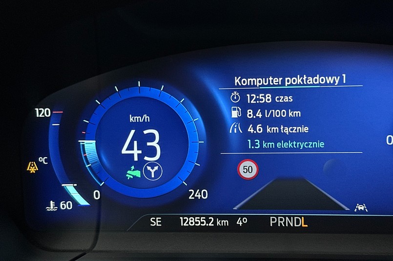 Wolna jazda, jazda z niewielką prędkością, prędkościomierz