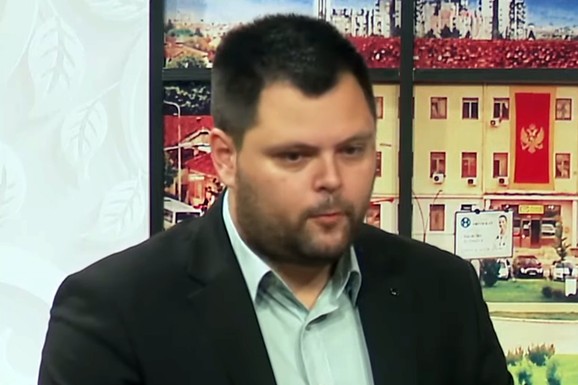"KURTIJEV REŽIM MI JE PRIČINIO ČAST" Gradonačelniku Nikšića i predsednici Skupštine opštine Berana zabranjen ulazak na KiM