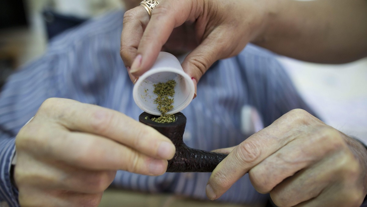 Holocaust survivors use medical marijuana