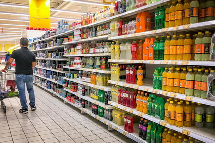 Rząd wprowadzi nowy kontrowersyjny podatek. Chodzi o supermarkety