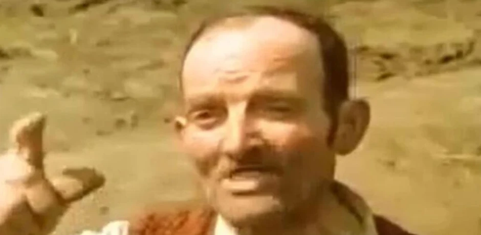 Naš najinteligentniji glumac sa kromanjonskom facom deda je rijaliti učesnika