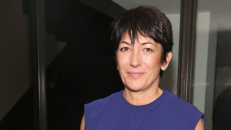 Photos of Ghislaine Maxwell eating at In-N-Out Burger were ...