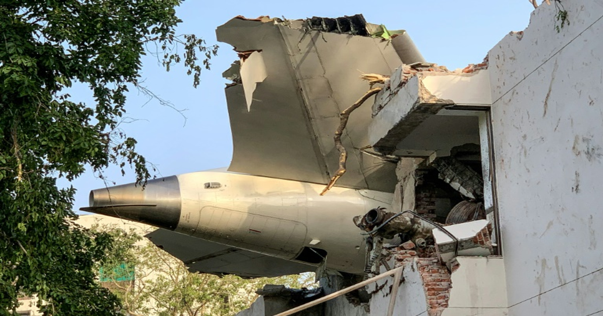 Crash-Air-India-carburant-coup-avant-l-impact