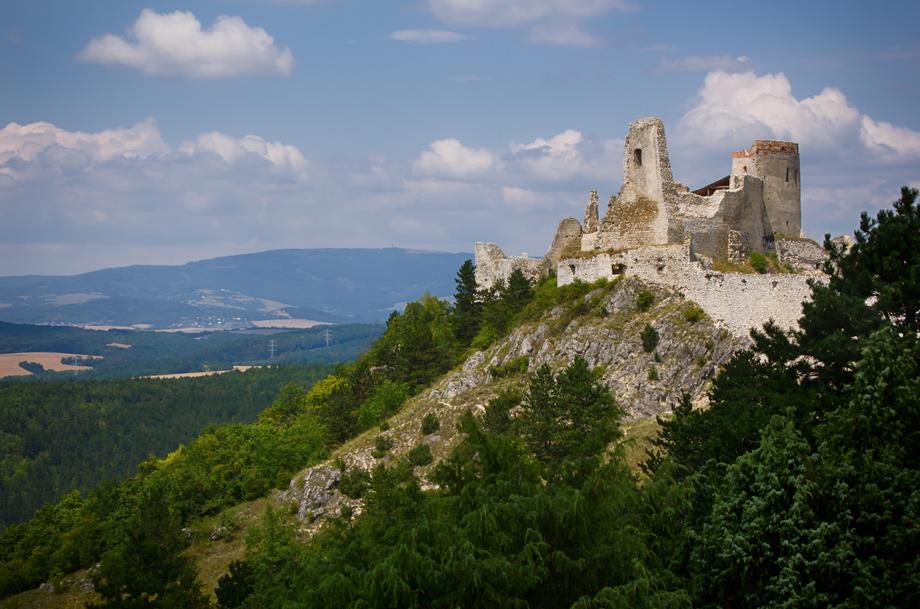 Zamek w Čachticach, który zamieszkiwała Elżbieta Batory