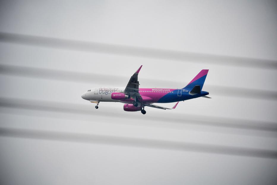 Verekedő utas miatt késett 18 órát a WizzAir egyik budapesti járata /Fotó: MTI/Czeglédi Zsolt