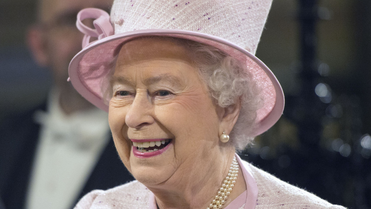 Elżbieta II: syn i wnuk składają królowej życzenia na Instagramie