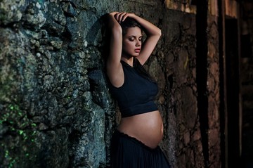 Adriana Lima, a Victoria's Secret angyalkja az első, láthatóan állapotos nő, aki Pirelli naptárban szerepel