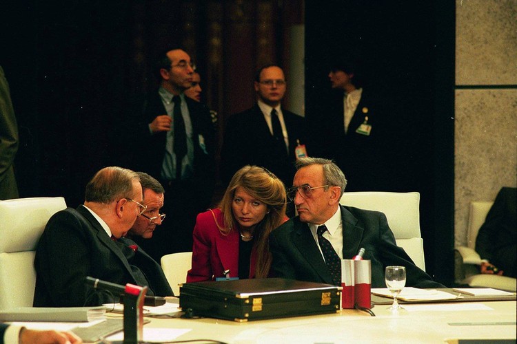 19-21.11.1990 - Konferencja KBWE w Paryżu