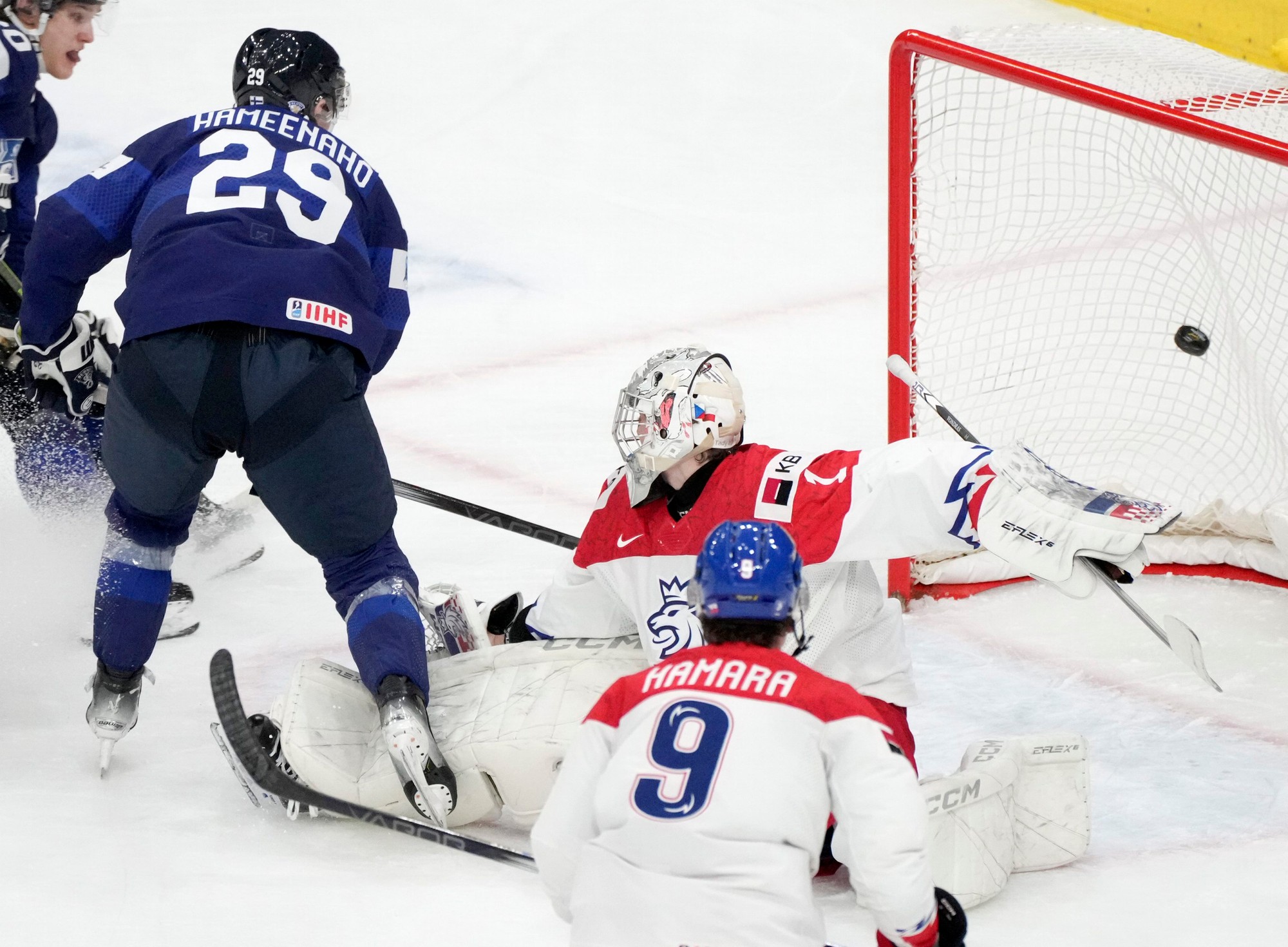 Zápas o bronz na MS v hokeji U20 medzi Českom a Fínskom.