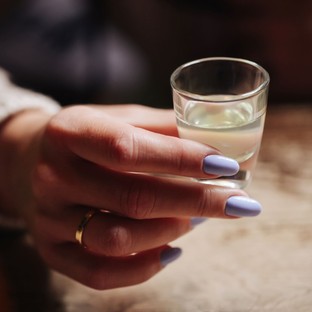 Álomutazásból rémálom: metanolmérgezésben halt meg hat turista Laoszban