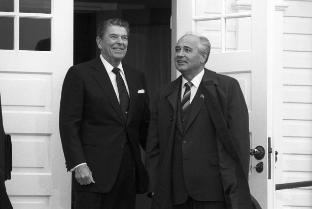 Ronald Reagan i Michaił Gorbaczow