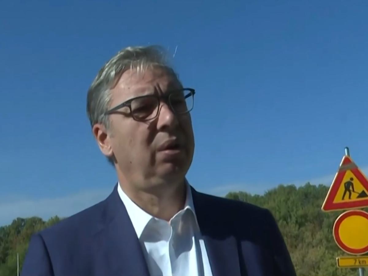 "ŠAPIĆ JE KRIV, MORAO JE DA SE SKLONI" Vučić: "Ti si na funkciji, na tebi je odgovornost"