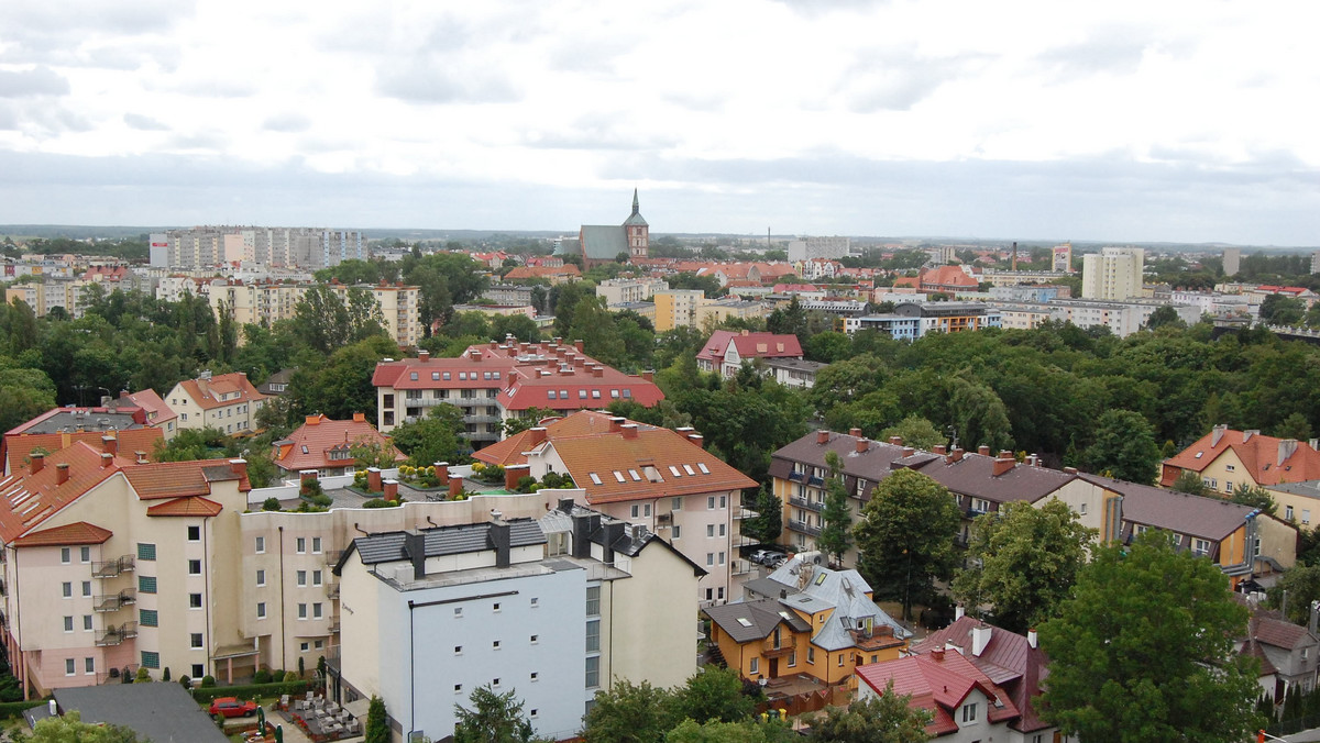 Stocznia Szczecińska, należąca do grupy kapitałowej Mars, wybuduje prom pasażersko-towarowy, który ma kursować na linii Świnoujście-Ystad. Kontrakt w tej sprawie podpisali w Kołobrzegu przedstawiciele władz Polskiej Żeglugi Bałtyckiej oraz stoczni.