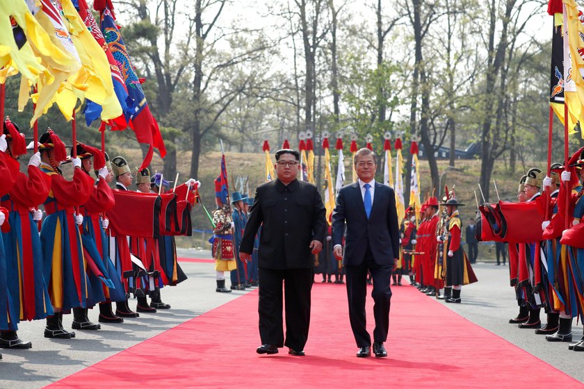 Cóż za obstawa! Tak Kim Dzong Un jedzie na lunch