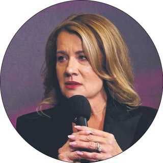 dr Małgorzata Gałązka-Sobotka, dziekan Centrum Kształcenia Podyplomowego i dyrektor Instytutu Zarządzania w Ochronie Zdrowia Uczelni Łazarskiego